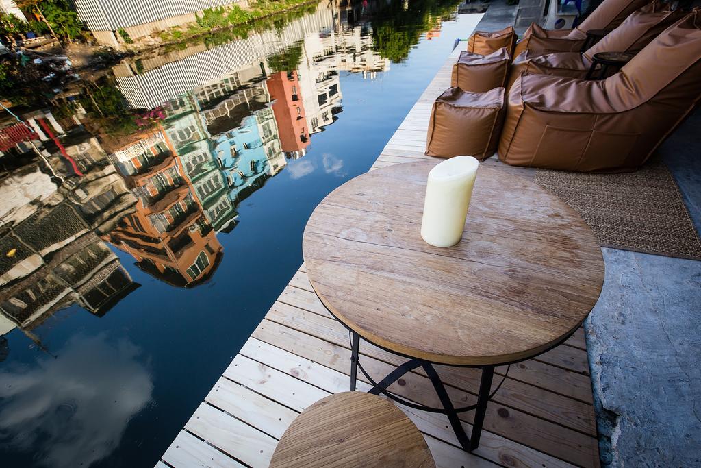Canale Hostel Bangkok Bagian luar foto