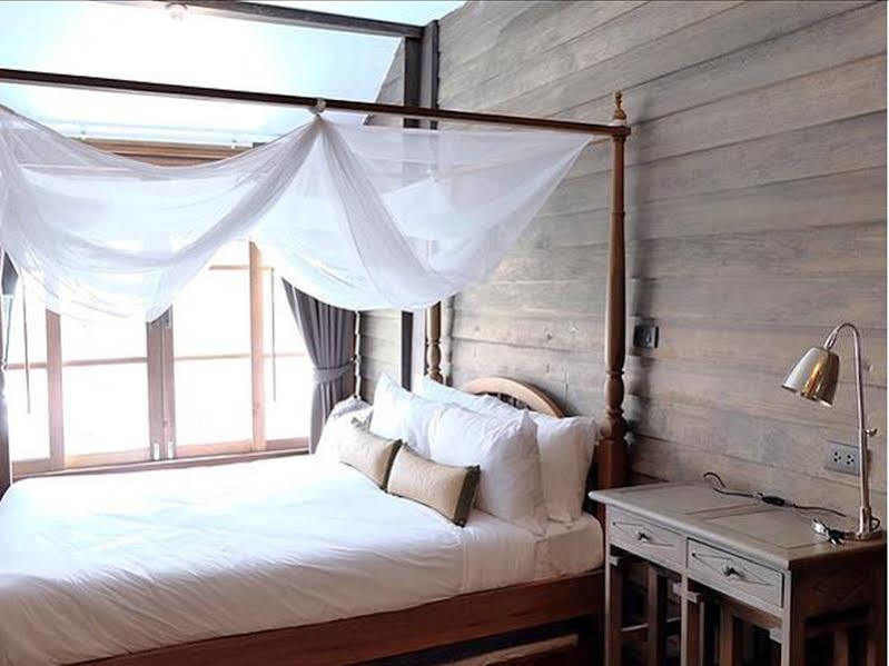 Canale Hostel Bangkok Bagian luar foto