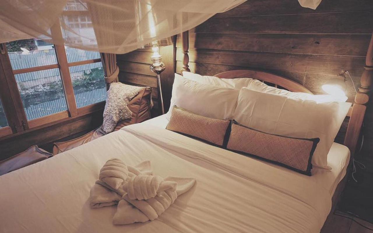 Canale Hostel Bangkok Bagian luar foto