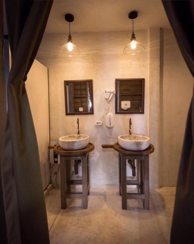 Canale Hostel Bangkok Bagian luar foto